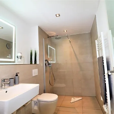 Wreecher Idyll 18 - Grosszugies Mit Terrasse Und Garten - Hunde Willkommen Отель Путбус